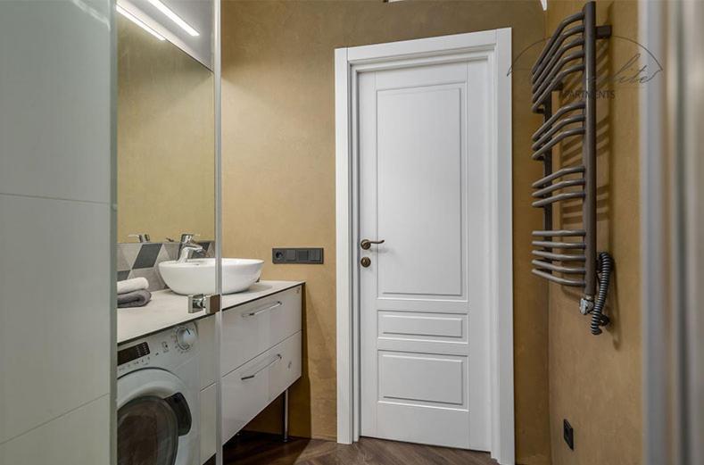 Vaulted Carmelite Apartment Vilnius